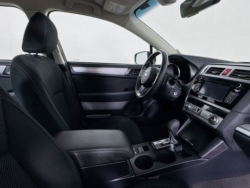 Used 2019 Subaru Outback 2.5i AWD/4WD image 45