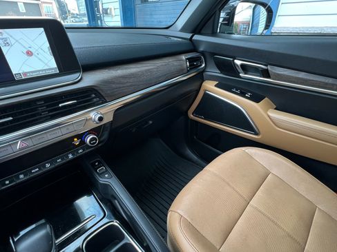 Used 2022 Kia Telluride SX w/ Towing Package image 35