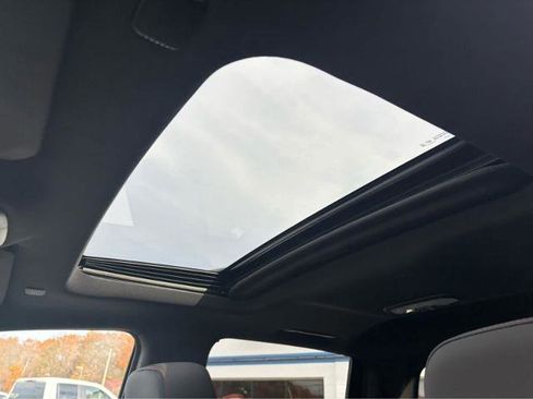 Used 2023 Chevrolet Colorado Z71 w/ Advanced Trailering Package image 22