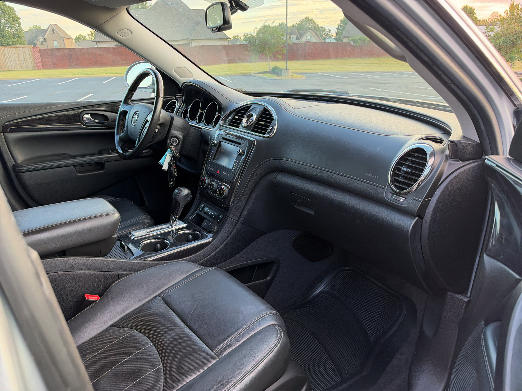 Used 2015 Buick Enclave Leather FWD image 18