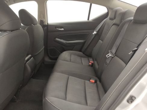 Used 2022 Nissan Altima 2.5 SV FWD image 18