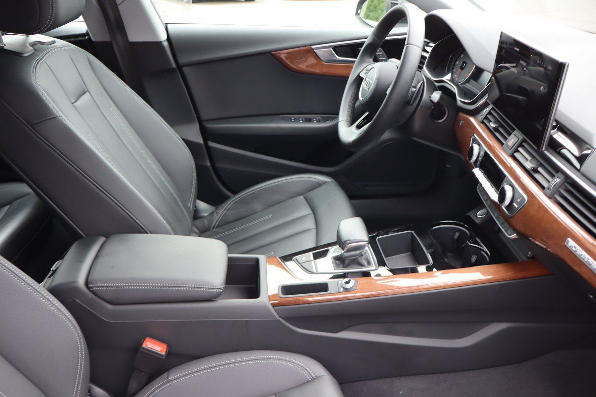 Used 2023 Audi A5 2.0T Premium w/ Convenience Package AWD/4WD image 19