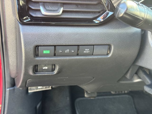 Used 2022 Nissan Sentra SV w/ All-Weather Package FWD image 28