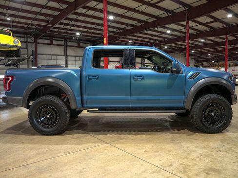 Used 2019 Ford F150 Raptor w/ Equipment Group 802A Luxury AWD/4WD image 10