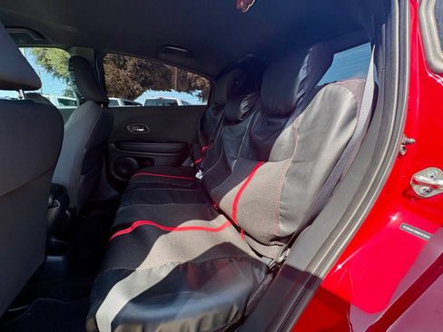 Used 2019 Honda HR-V Sport image 9