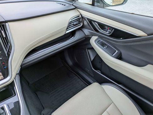 Used 2024 Subaru Outback Limited image 18