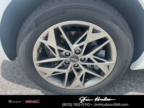 Used 2023 Genesis GV70 2.5T w/ Advanced Package AWD/4WD image 4