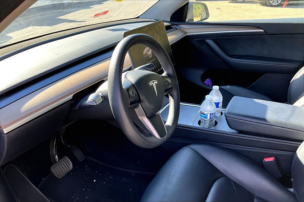 Used 2023 Tesla Model Y Long Range AWD/4WD image 8