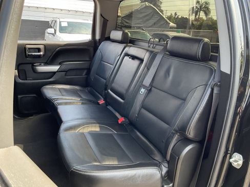 Used 2018 Chevrolet Silverado 1500 LT w/ Texas Edition AWD/4WD image 19