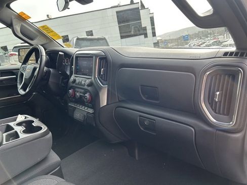 Used 2022 Chevrolet Silverado 1500 LT image 9