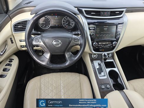 Used 2020 Nissan Murano Platinum w/ Cargo Package image 3