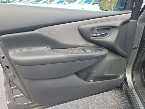 Certified 2022 Nissan Murano S image 25