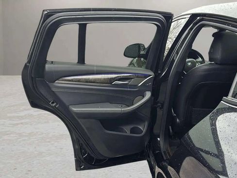 Used 2019 BMW X4 xDrive30i w/ M Sport Package 2 image 16