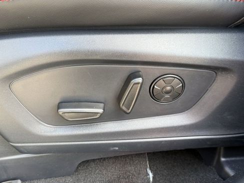 New 2025 Ford Explorer ST-Line w/ Premium Package image 25