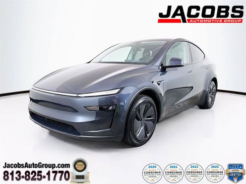 Used 2026 Tesla Model Y 2WD image 1