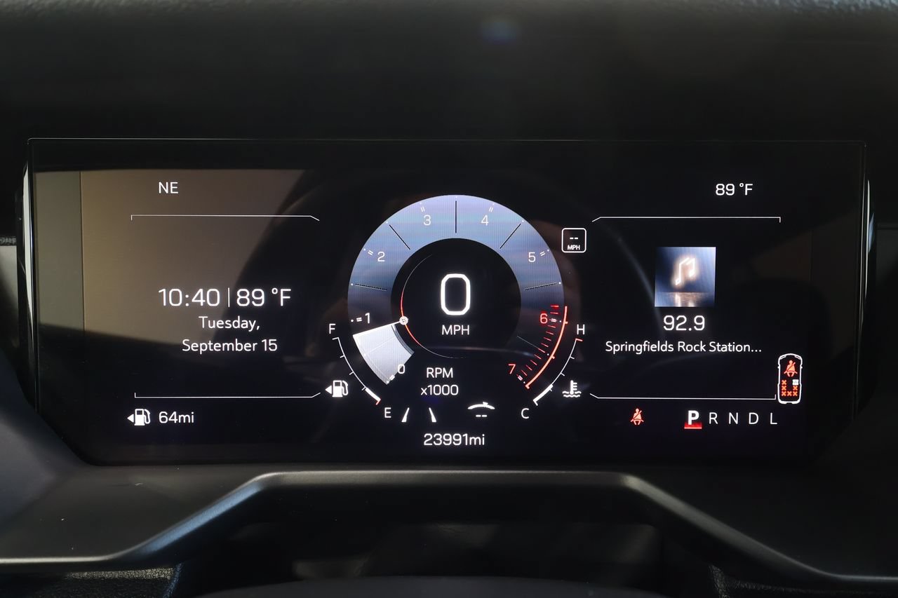 Certified 2026 GMC Acadia Elevation w/ Elevation Premium Package FWD image 11