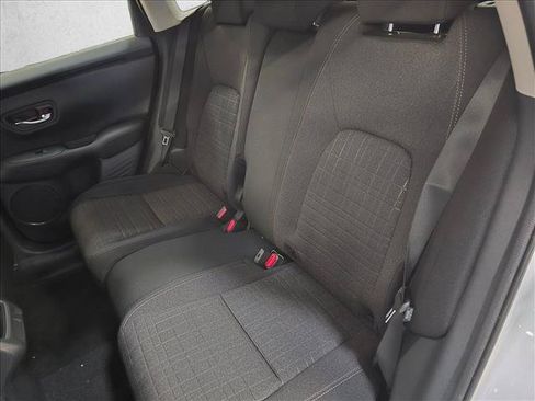 New 2027 Honda HR-V LX image 11