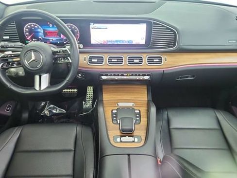 Used 2025 Mercedes-Benz GLS 450 4MATIC image 93