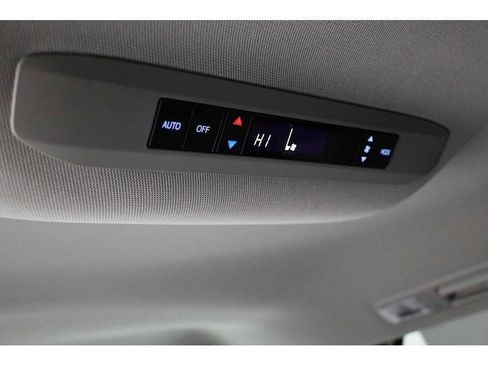 New 2025 Toyota Sienna LE image 25