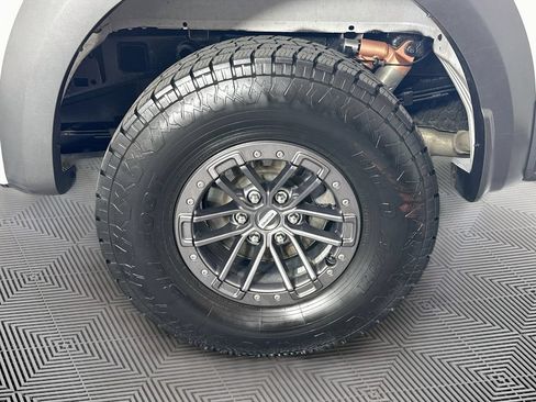 Used 2020 Ford F150 Raptor w/ Equipment Group 802A Luxury AWD/4WD image 33