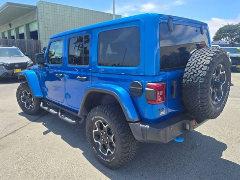 Used 2021 Jeep Wrangler Unlimited Rubicon 4xe w/ Cold Weather Group AWD/4WD image 3