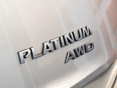 Used 2025 Nissan Rogue Platinum w/ Platinum Premium Package AWD/4WD image 16