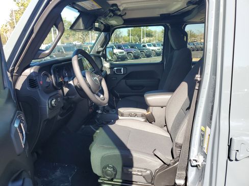 New 2026 Jeep Wrangler Unlimited Rubicon w/ Safety Group AWD/4WD image 9
