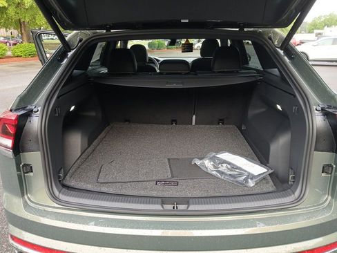New 2025 Volkswagen Atlas Cross Sport SEL image 23
