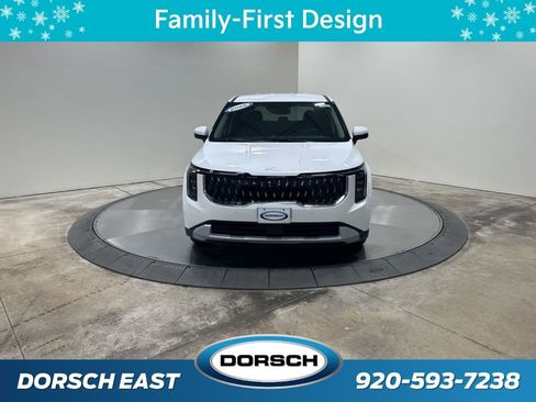 New 2026 Kia Carnival image 2