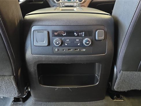 Used 2019 GMC Yukon XL Denali w/ Denali Ultimate Package image 20