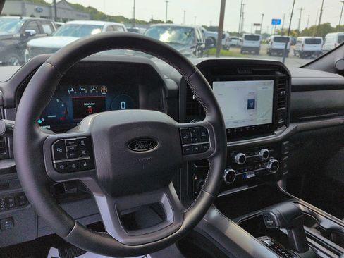 Used 2025 Ford F150 Lariat AWD/4WD image 14