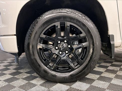 Used 2023 Chevrolet Silverado 1500 Custom RWD image 8