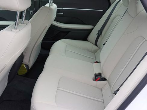 New 2026 Hyundai Sonata SE FWD image 12
