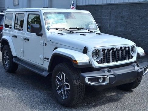 New 2026 Jeep Wrangler Unlimited Sahara AWD/4WD image 2