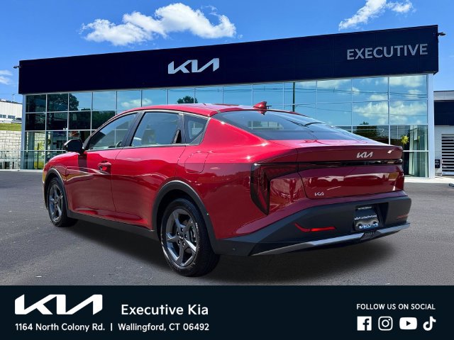 Certified 2025 Kia K4 FWD image 2