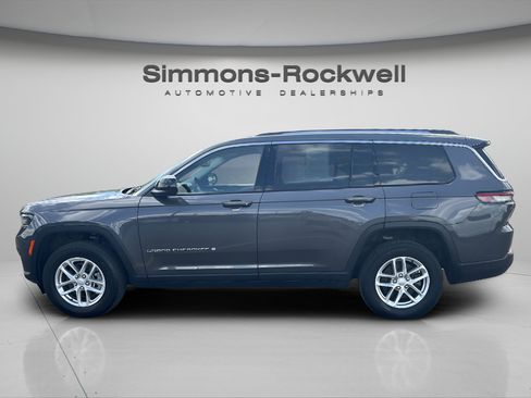 Used 2023 Jeep Grand Cherokee L Laredo AWD/4WD image 2