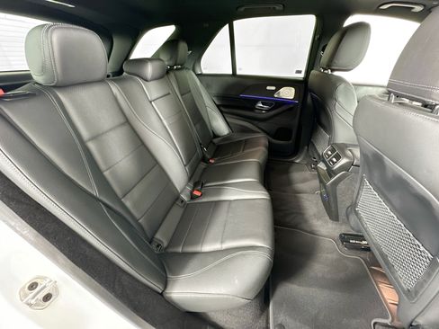 Used 2024 Mercedes-Benz GLE 450e 4MATIC image 28