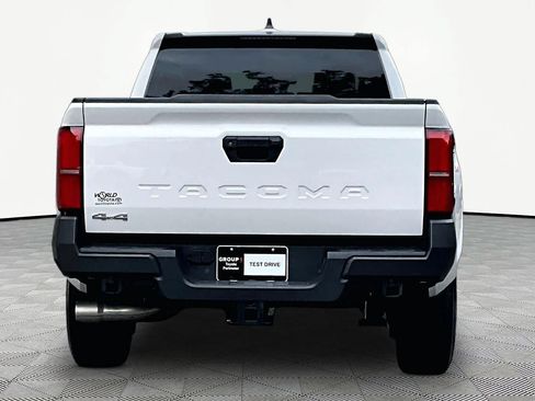 Used 2024 Toyota Tacoma SR AWD/4WD image 5