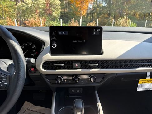 New 2026 Honda HR-V LX image 15