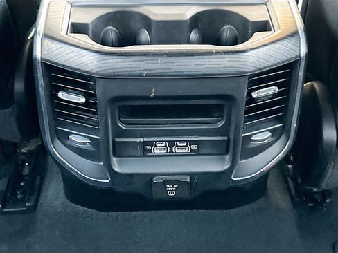 Used 2024 RAM 1500 Laramie AWD/4WD image 19