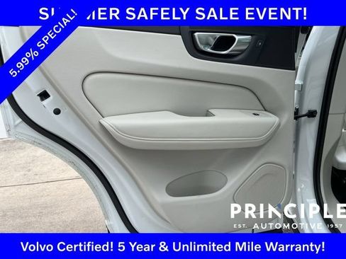 Certified 2023 Volvo XC60 B5 Plus w/ Protection Package Premier AWD/4WD image 33