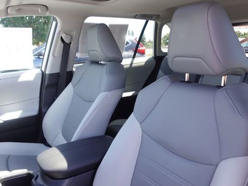 Certified 2023 Toyota RAV4 XLE Premium FWD image 28