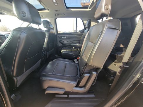 Used 2018 Chevrolet Traverse Premier AWD/4WD image 18