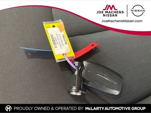 Used 2023 Chrysler Voyager LX FWD image 29