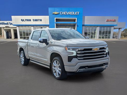 Used 2026 Chevrolet Silverado 1500 High Country AWD/4WD image 3