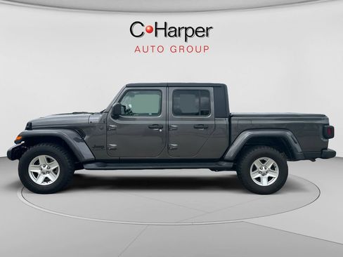 Used 2022 Jeep Gladiator Sport AWD/4WD image 6