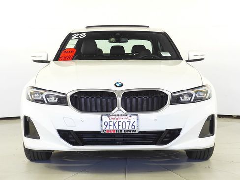 Used 2023 BMW 330i Sedan w/ Driving Assistance Package RWD image 3