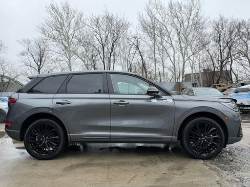 Used 2024 Lincoln Corsair AWD w/ Equipment Group 101A image 3