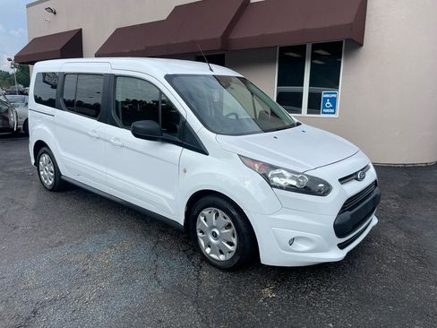 Used 2015 Ford Transit Connect XLT FWD image 3