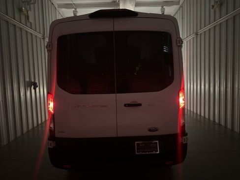 Used 2020 Ford Transit 350 XLT image 9
